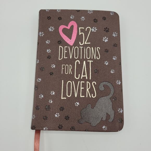 52 Devotions for Cat Lovers Book with Ribbon Bookmark - Picture 11 of 14